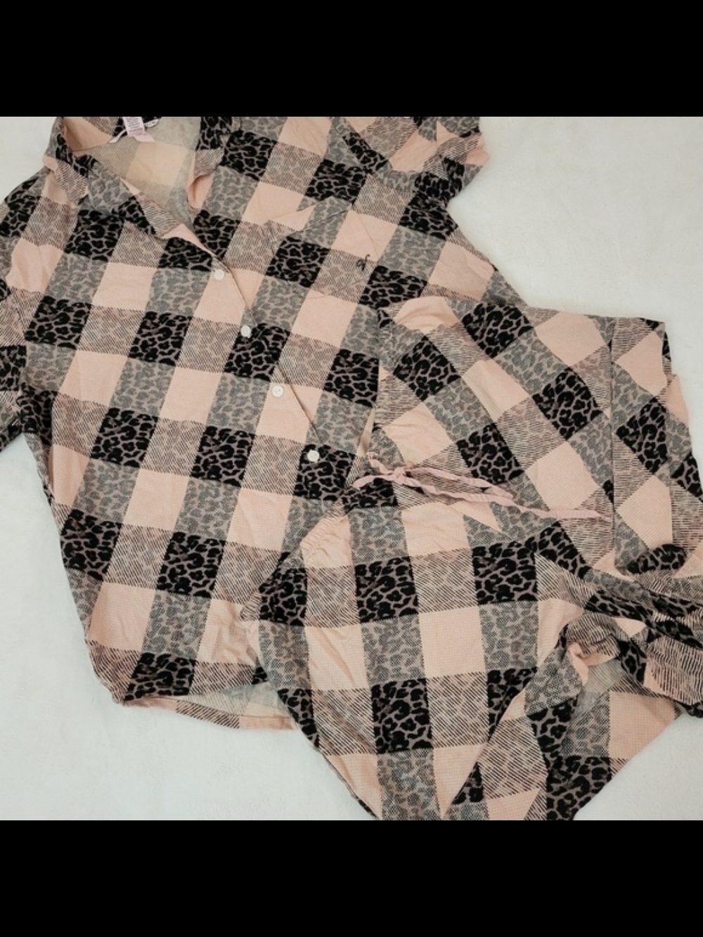 Victoria's Secret Peach and Black Leopard Print Top Small